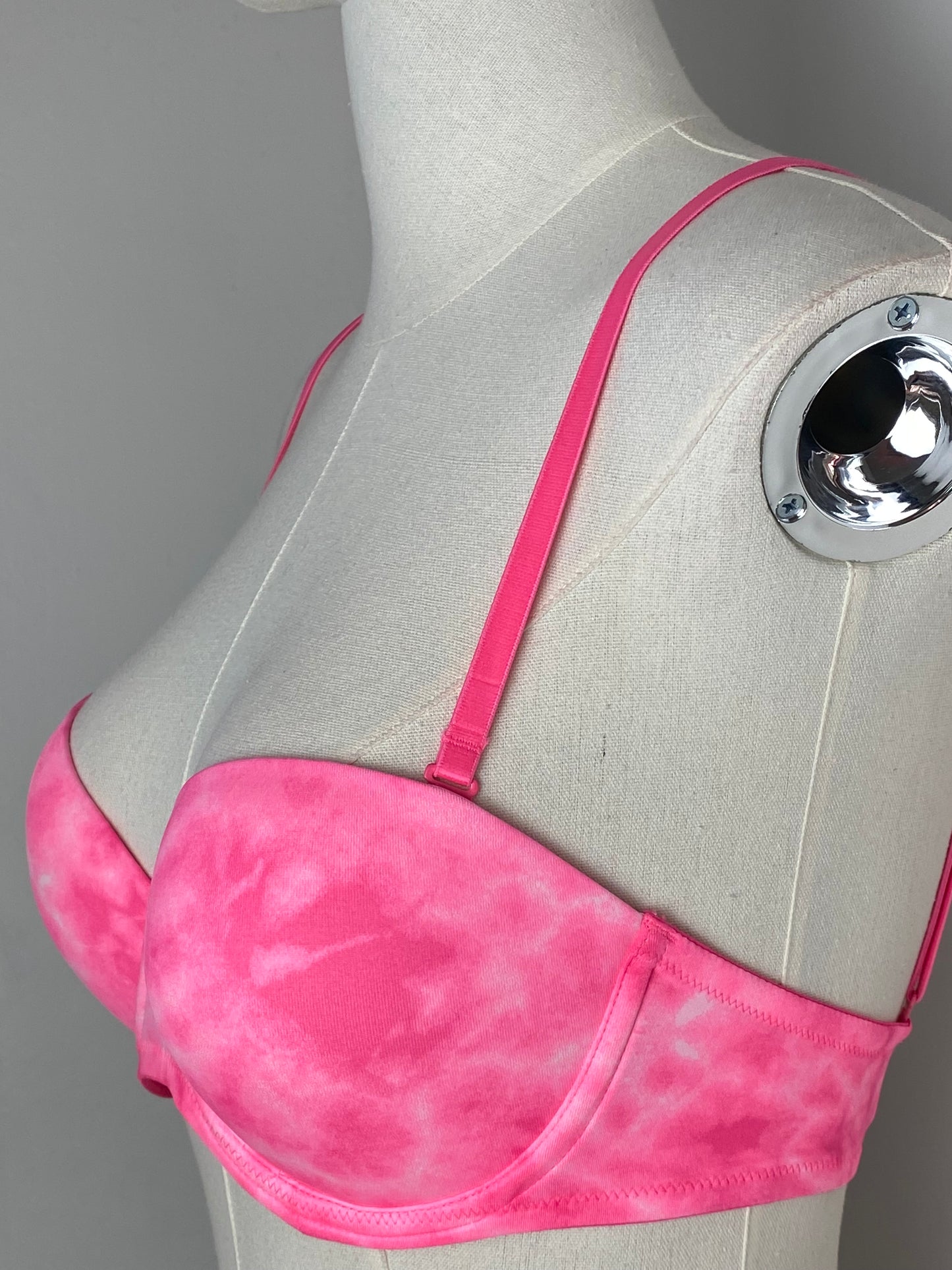 34A. Pink Wear Everywhere Super Push Up.