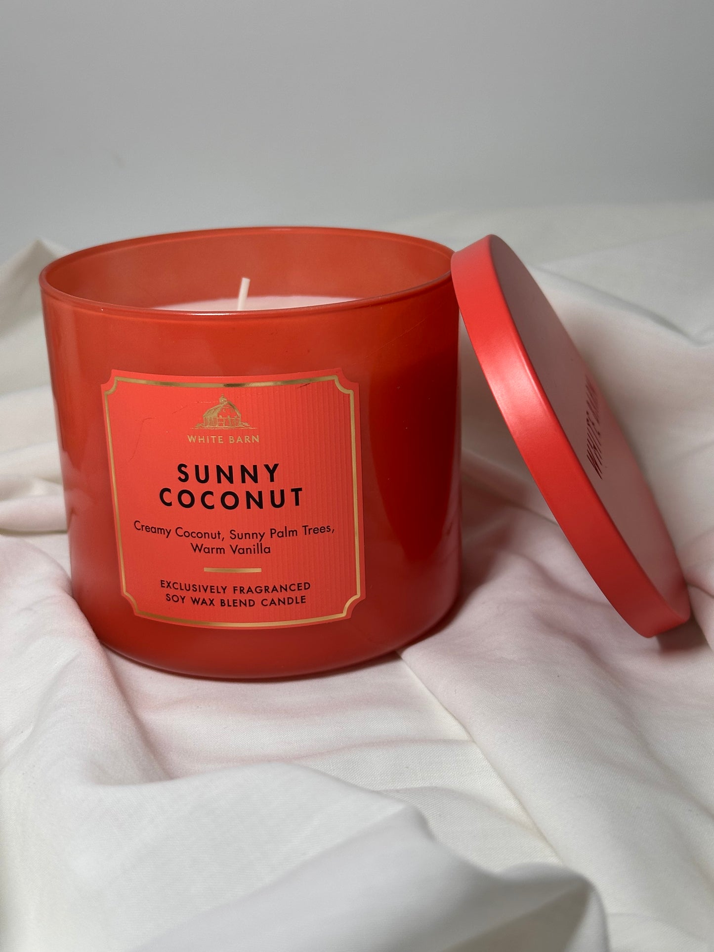 Sunny Coconut, vela grande