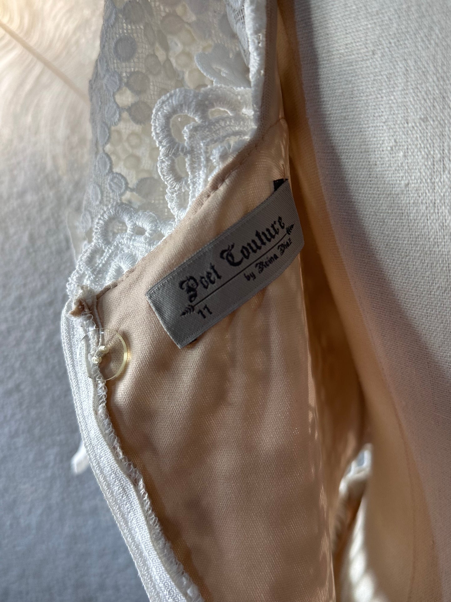 Vestido corto POET COUTURE talla 11 (G)