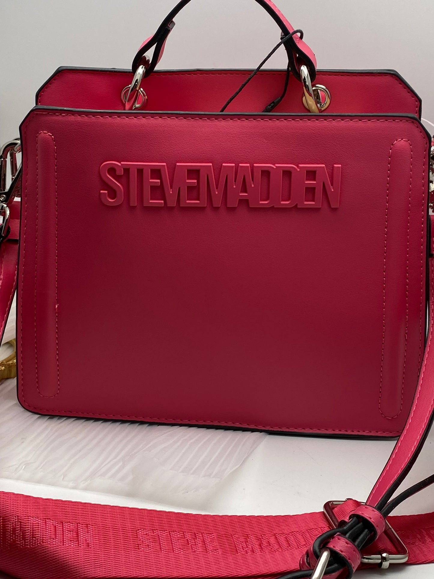 Steve Madden Bevelyn pink flash