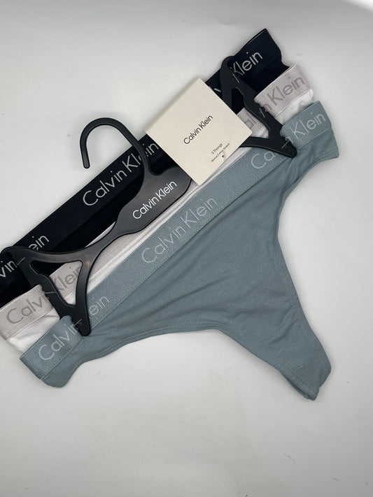 CALVIN KLEIN, talla S (Chica)