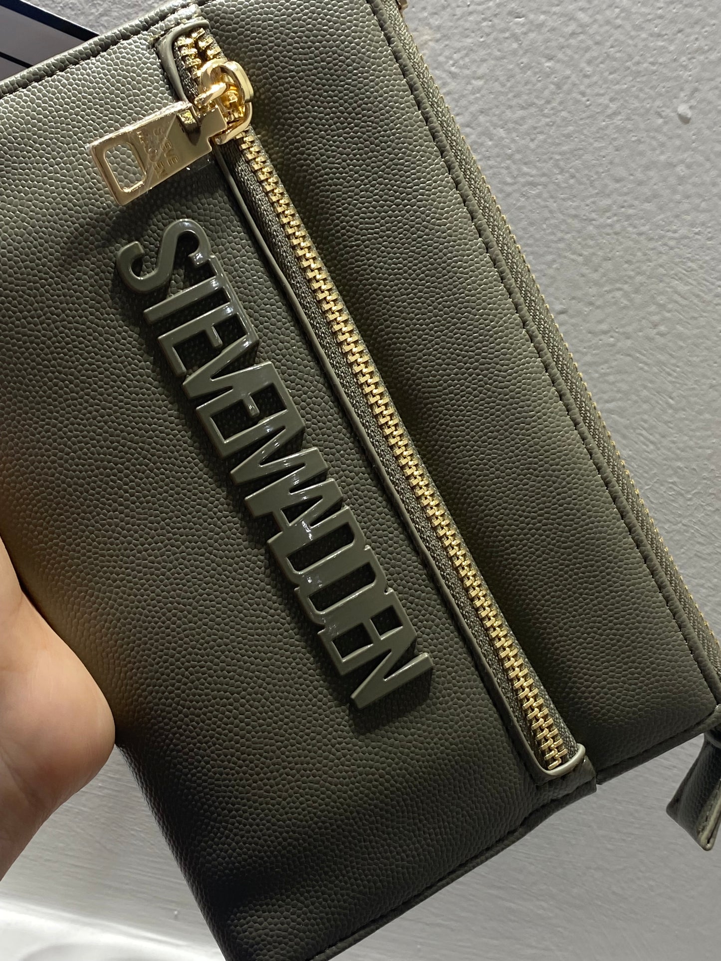 Wallet with wristlet olive STEVE MADDEN