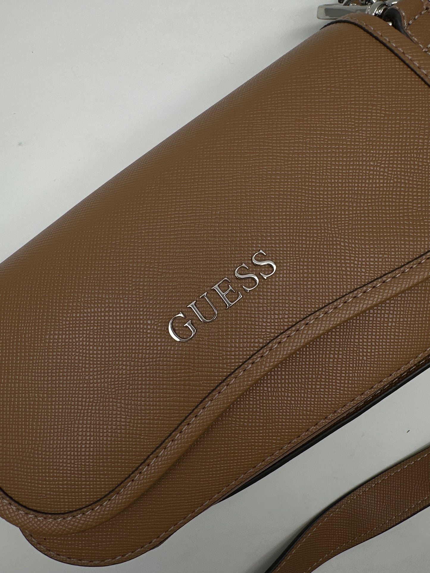 GUESS ANESSA SADDLE TAN